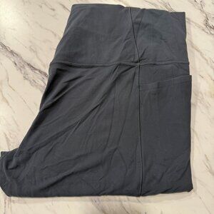 Athleta Gray-Blue Salutation Stash Capri Leggings